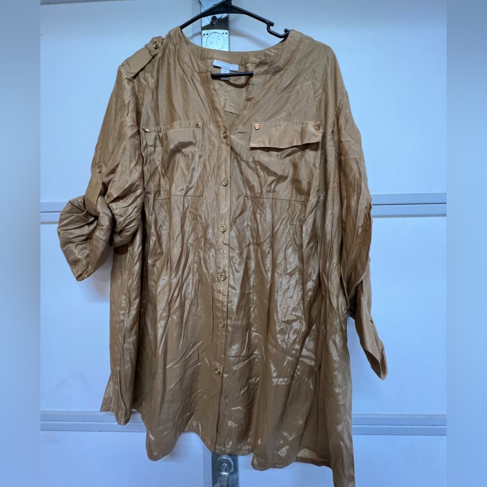Women’s 2x top